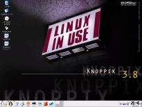 Knoppix 3.8.2J �̋N������̉�� (mini)